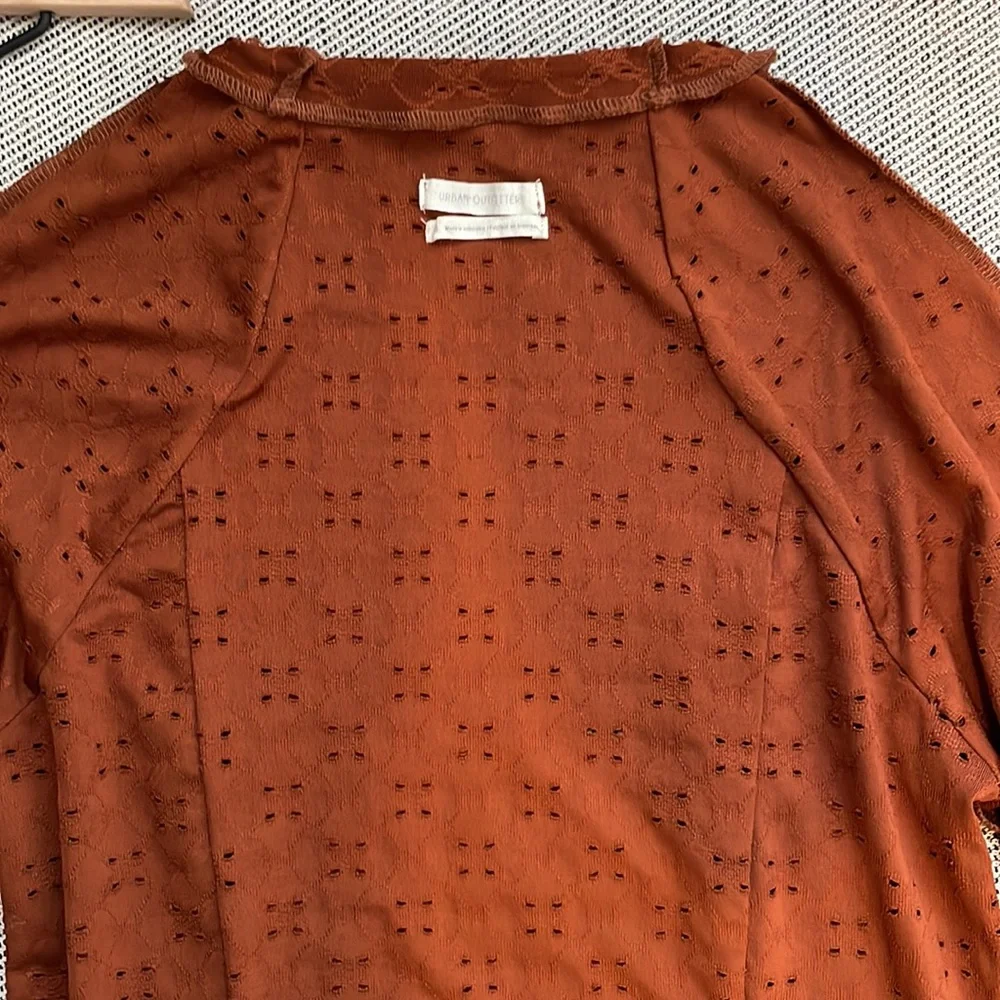 Urban Outfitters Seamed Top - Picture 7 of 7